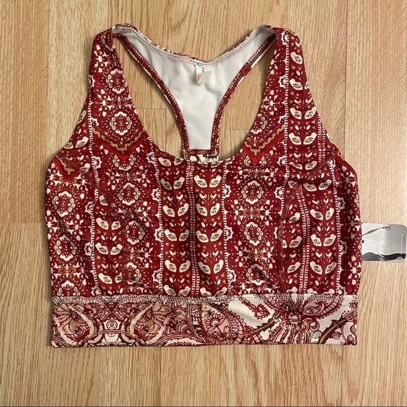NWT Free People Movement Red Printed Synergy Crop Top - Picture 2 of 8